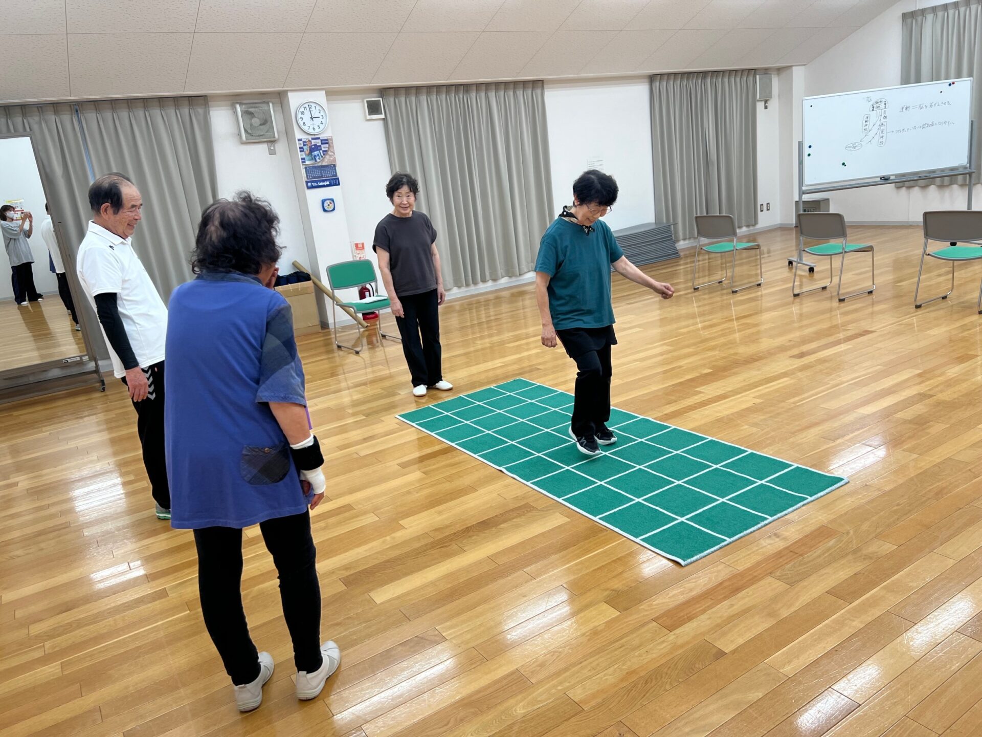 スクエアステップ体力づくり