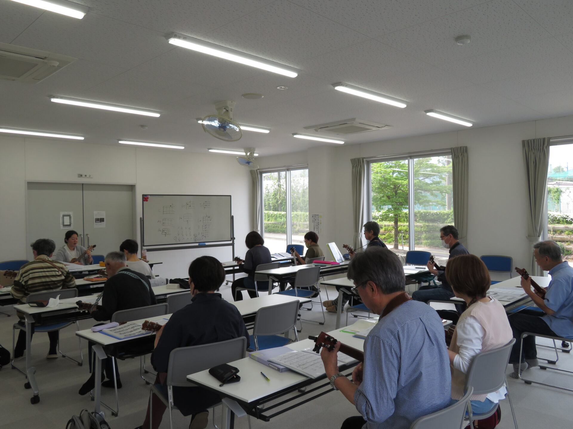 No.135　はじめてのウクレレ（日)